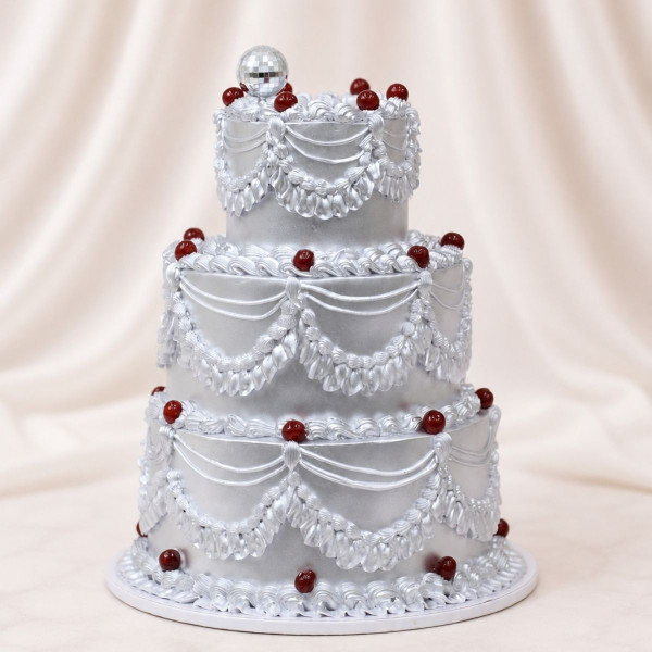 Silver Vintage Wedding Cake