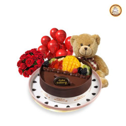 Fruit and Chocolate Cake Combo Fruit and Chocolate Cake Combo