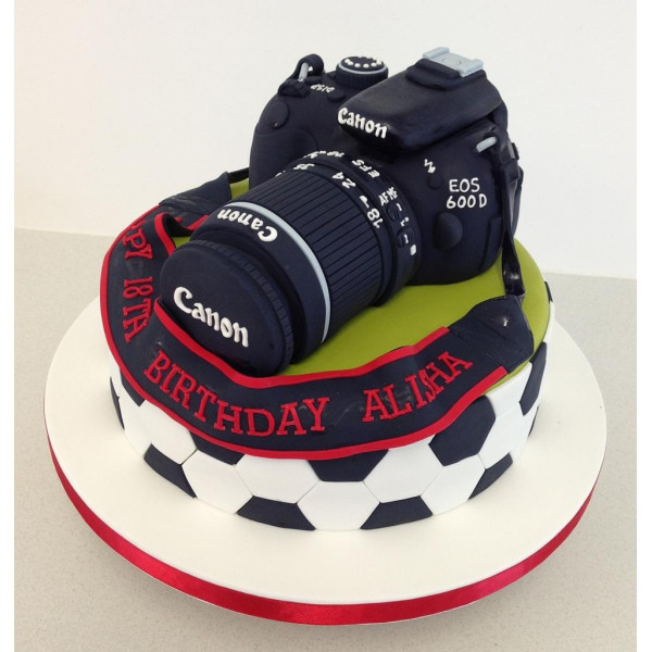 Camera Design Cake