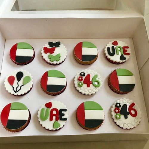 National Day Mini Cup Cakes
