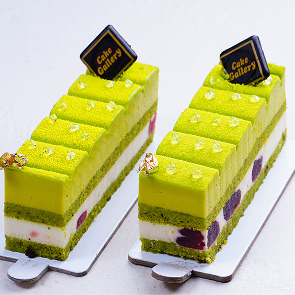 Pistachio Strawberry