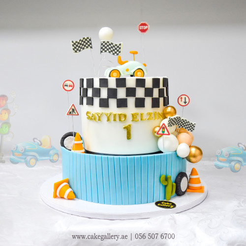 2 layer car cake