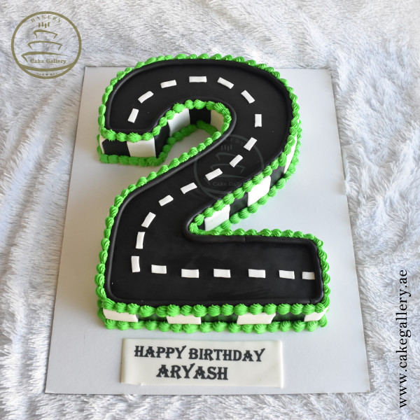 RACING TRACK CAKE