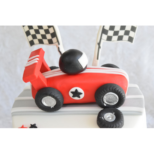 RACING CAR CAKE