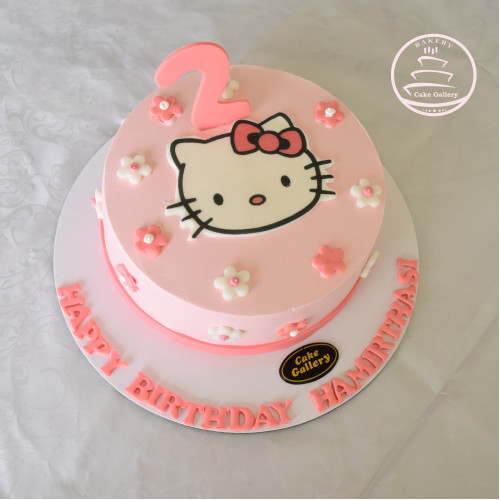 Hello Kitty Cake