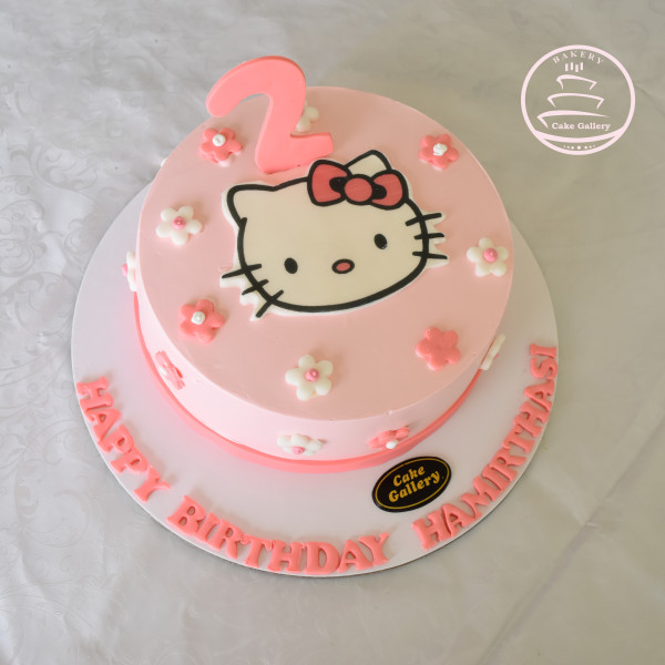 Hello Kitty Cake