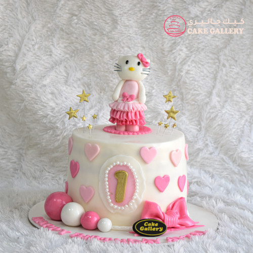 Hello Kitty Cake