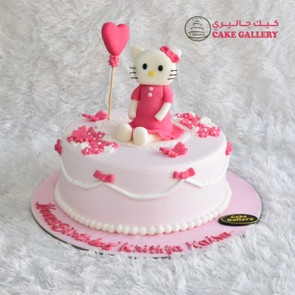 Hello Kitty Cake