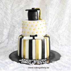 2 Layer Graduation cake