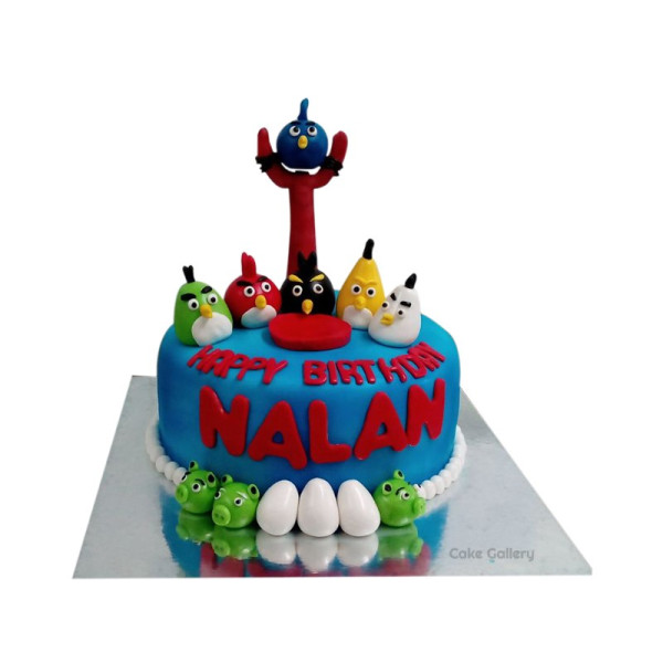 Angry Bird Cake