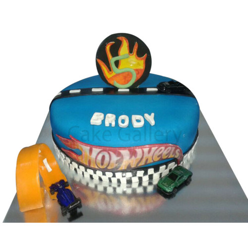 Hot Wheels Cake