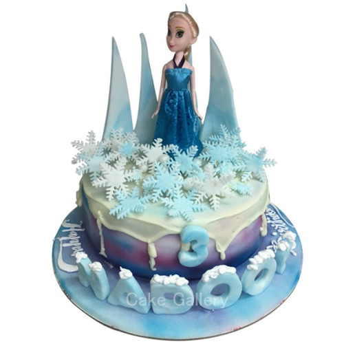 Frozen kids cake